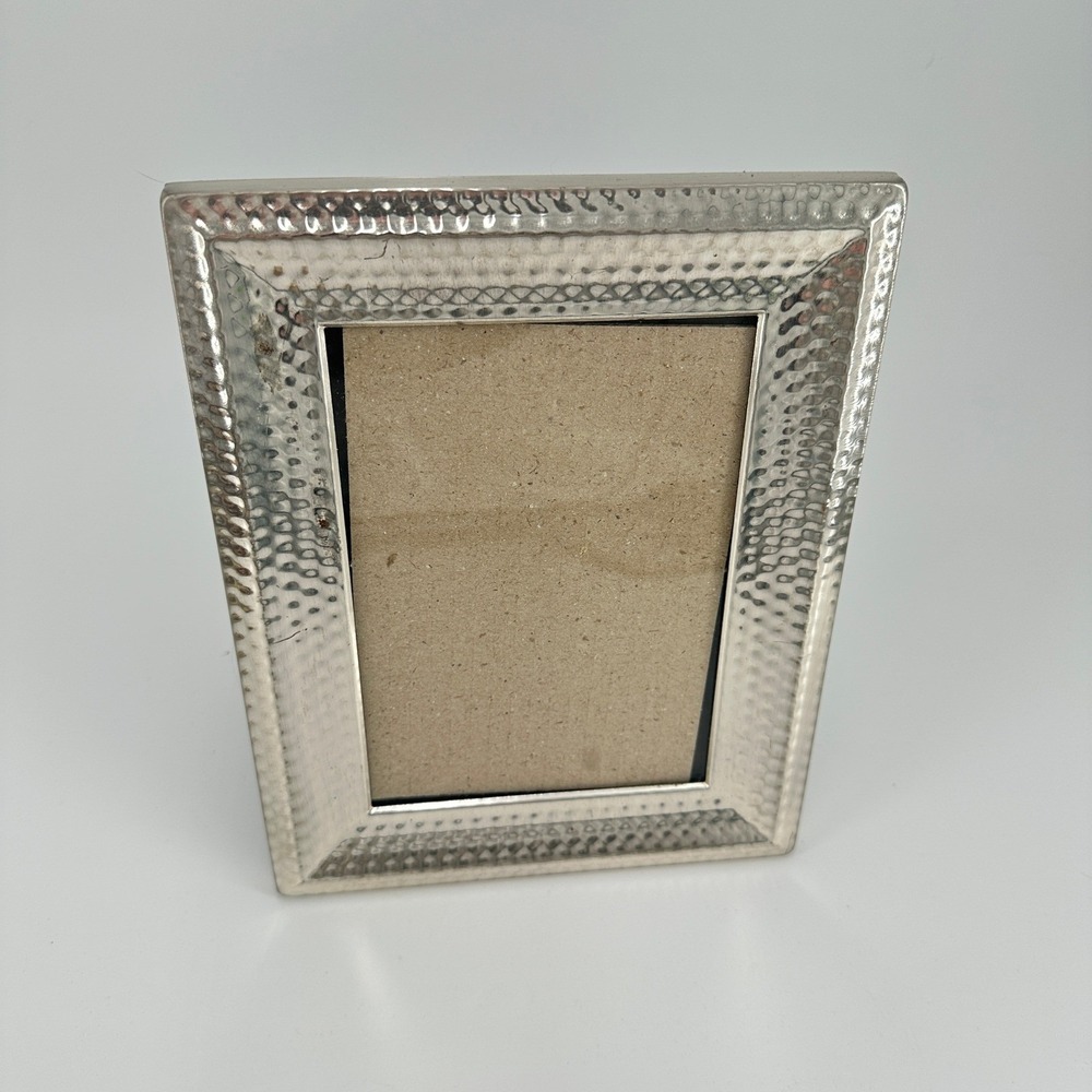 Hammered Silver Tone 5x7 Picture Frame Textured Metal Tabletop Wall Decor